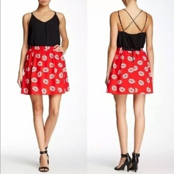 Sam Edelman X Revolve 90's Inspired Lips Novelty Print Full Mini Skirt Size 2 - Picture 1 of 14